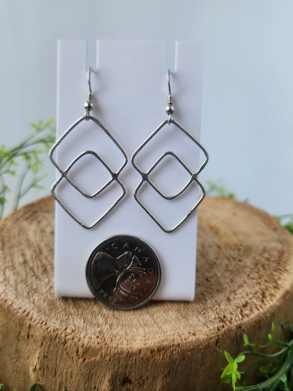 Overlapping Diamond earrings